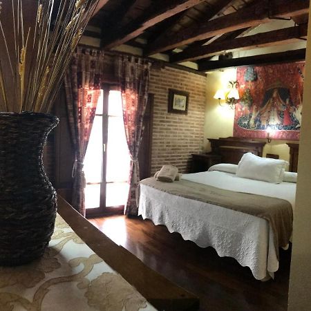 Hospederia Casa De Cisneros Hotel Toledo Bagian luar foto
