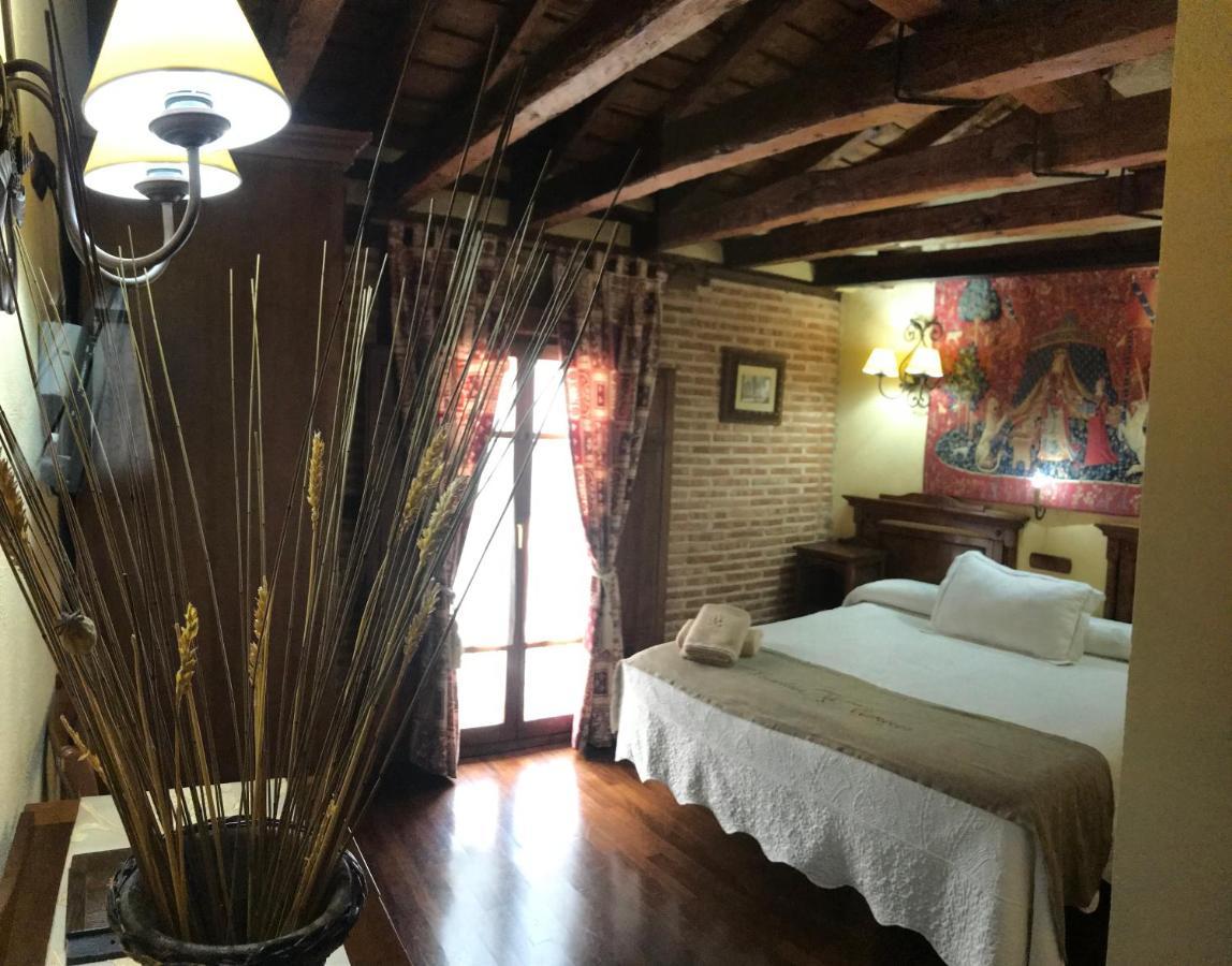 Hospederia Casa De Cisneros Hotel Toledo Bagian luar foto