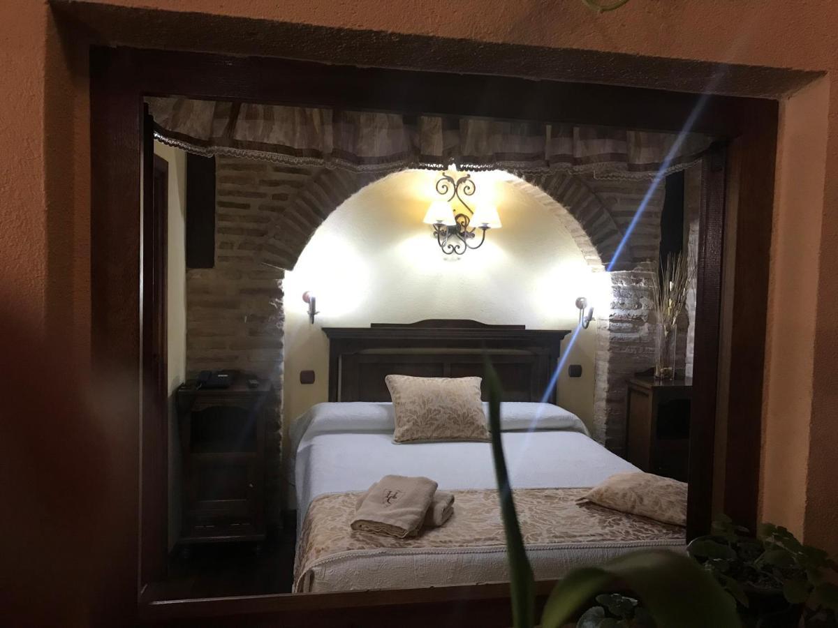 Hospederia Casa De Cisneros Hotel Toledo Bagian luar foto