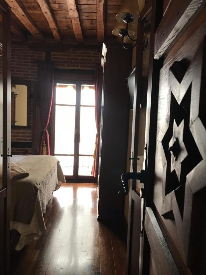 Hospederia Casa De Cisneros Hotel Toledo Bagian luar foto