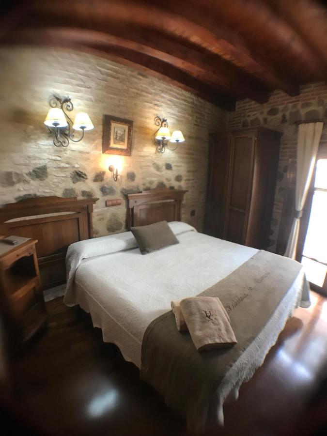 Hospederia Casa De Cisneros Hotel Toledo Bagian luar foto