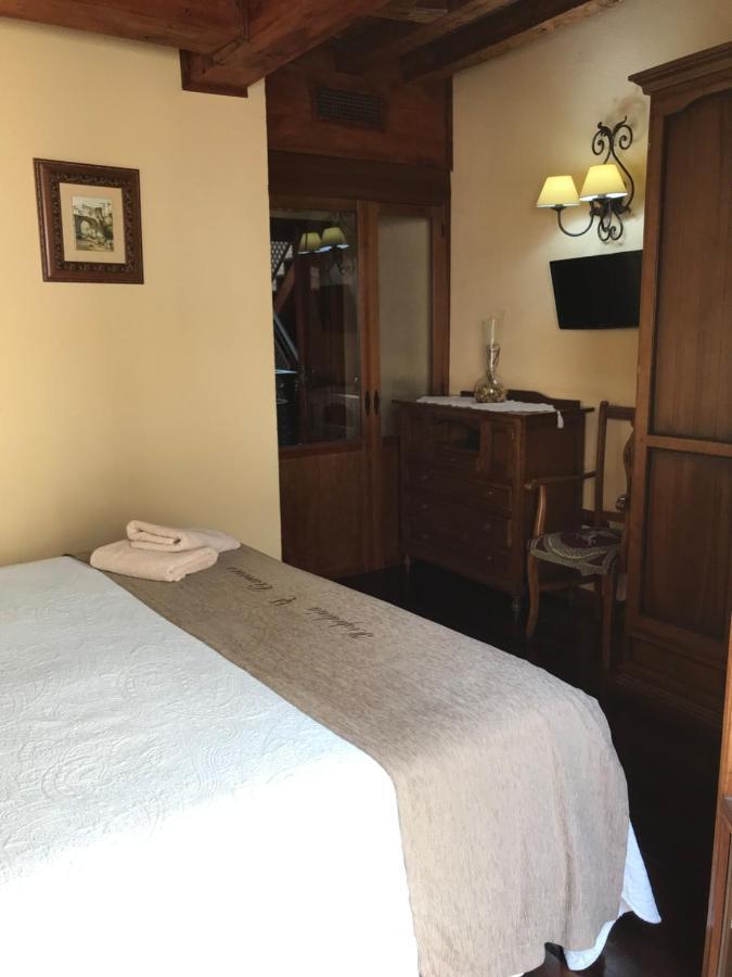 Hospederia Casa De Cisneros Hotel Toledo Bagian luar foto