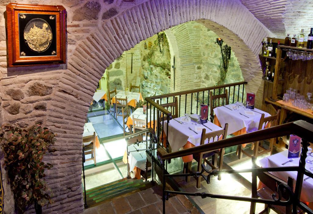 Hospederia Casa De Cisneros Hotel Toledo Bagian luar foto